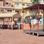 Cozy 2 Bedroom In Granada Park - Cristianos *