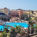 Cozy 2 Bedroom In Granada Park - Cristianos *