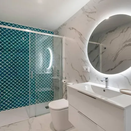 Cozy 2 Bedroom In Granada Park - Cristianos Daire *