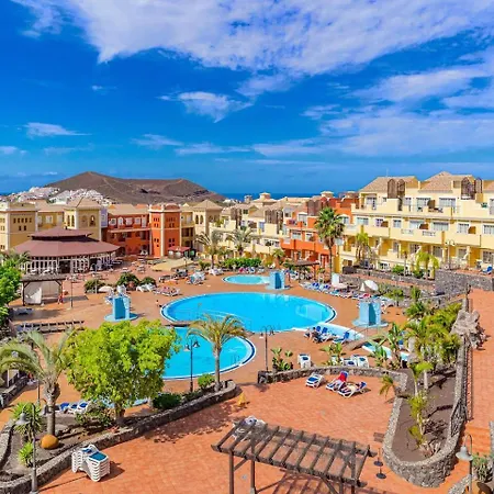 Cozy 2 Bedroom In Granada Park - Cristianos Appartamento *