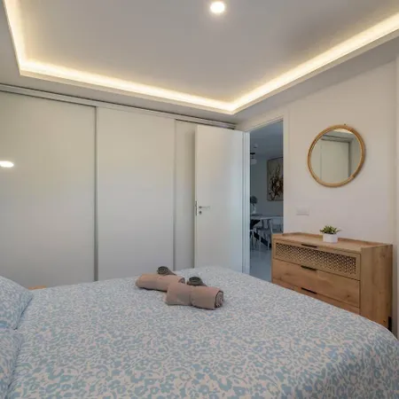 Cozy 2 Bedroom In Granada Park - Cristianos Appartamento