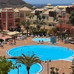 Cozy 2 Bedroom In Granada Park - Cristianos شقة