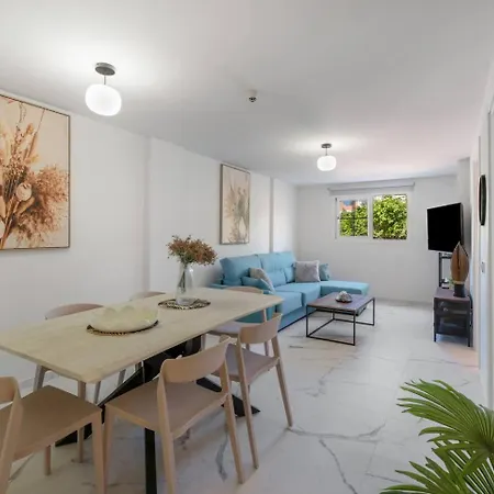 Cozy 2 Bedroom In Granada Park - Cristianos Appartement Arona (Tenerife)