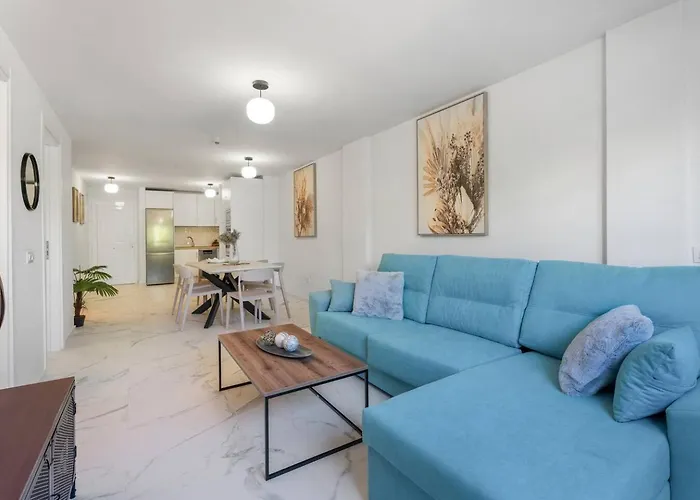 Cozy 2 Bedroom In Granada Park - Cristianos Appartement Arona (Tenerife)